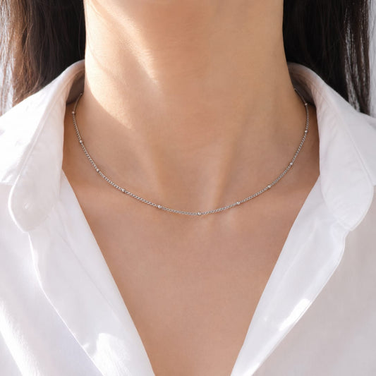 Collar bolitas mini
