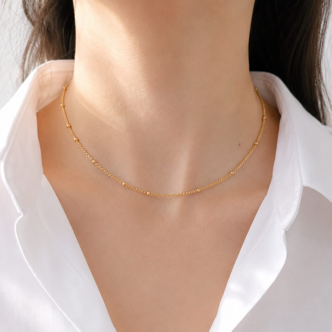 Collar bolitas mini